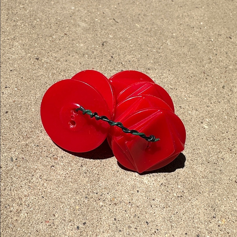 *Bundle 3 for 1 -Vintage Red Plastic Button 1” Set of 6 - Picture 5 of 5